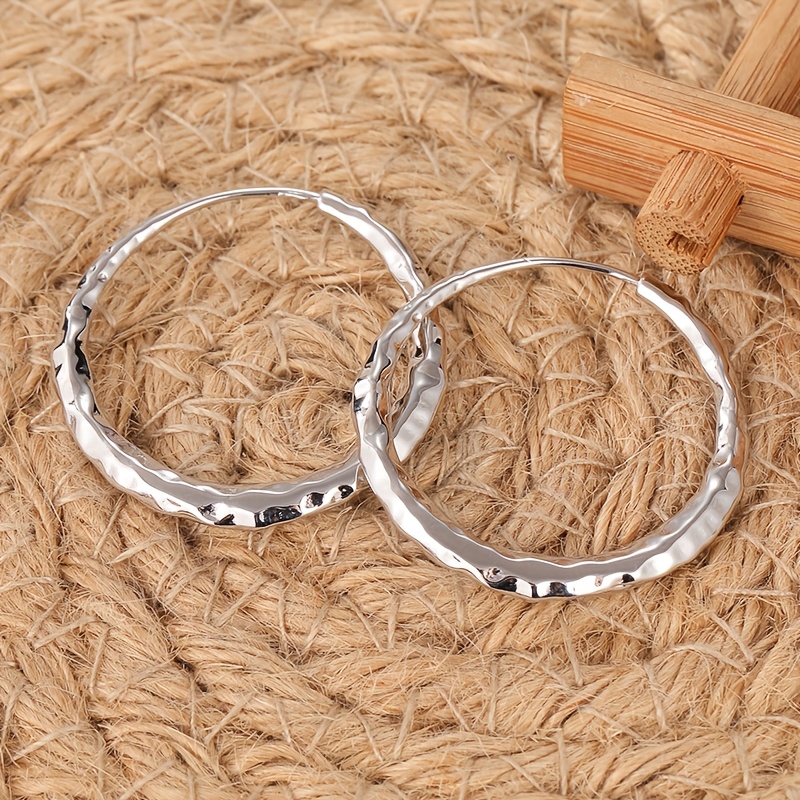 Copper Hoop Earrings for Women - Elegant and Versatile